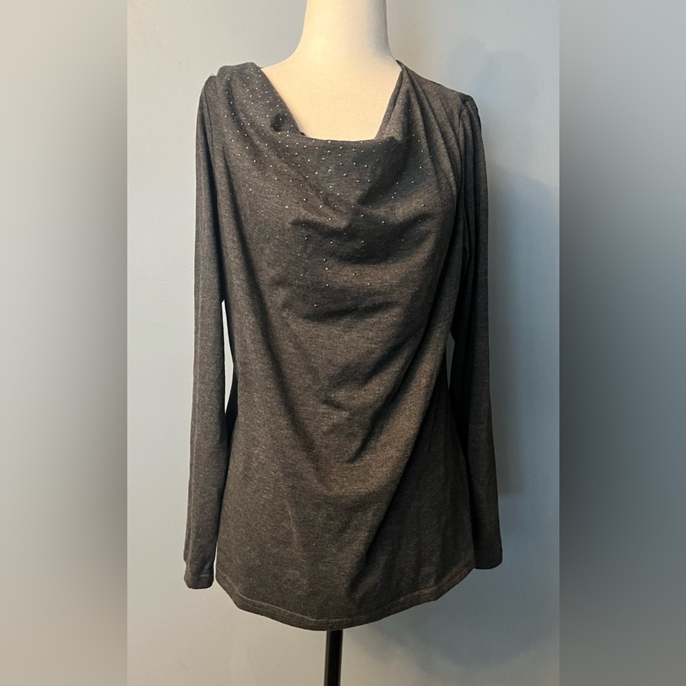 Studio Womans Gray Top w/ Embellishments !!
